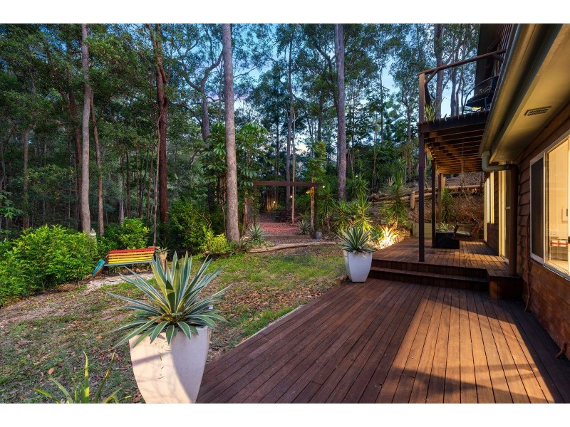 29 Calcita Avenue, Elanora QLD 4221