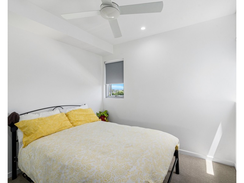 805/30 Brighton Parade, Southport QLD 4215