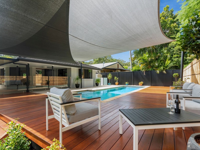 82 Tabilban Street, Burleigh Heads QLD 4220