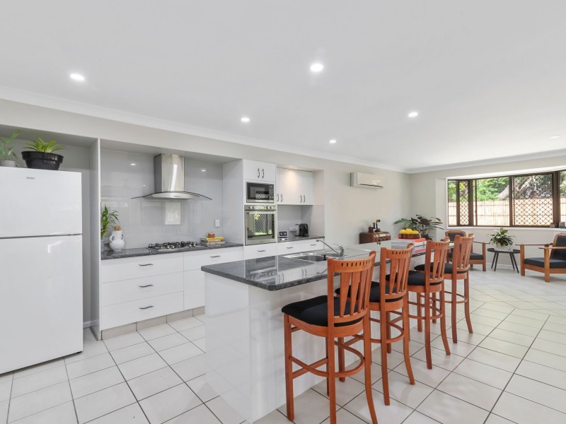 82 Tabilban Street, Burleigh Heads QLD 4220