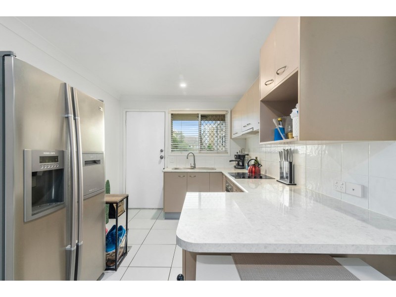 4/6 Mawarra Street, Palm Beach QLD 4221