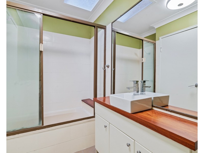 5/283 Nineteenth Avenue, Elanora QLD 4221