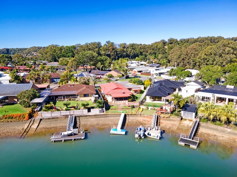 2 Creal Court, Currumbin Waters QLD 4223