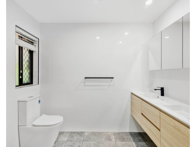 1/45 First Avenue, Palm Beach QLD 4221