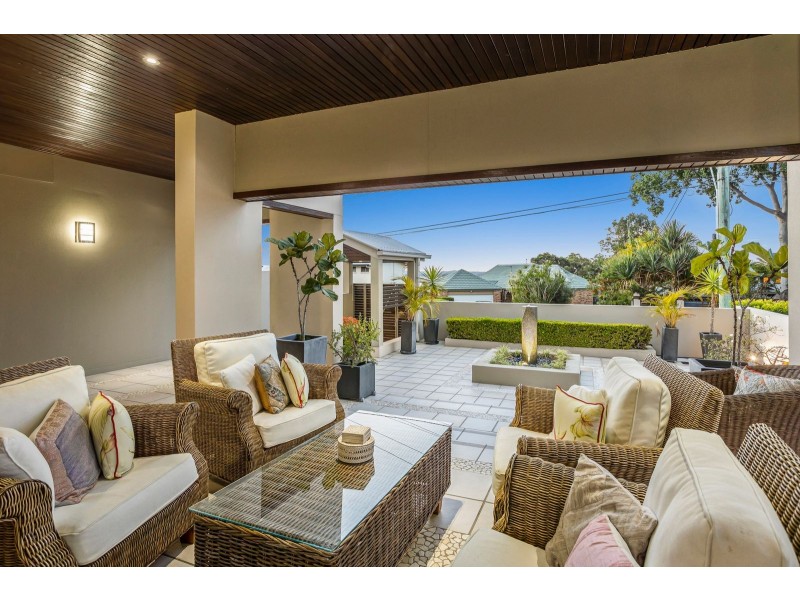 96 Skyline Terrace, Burleigh Heads QLD 4220