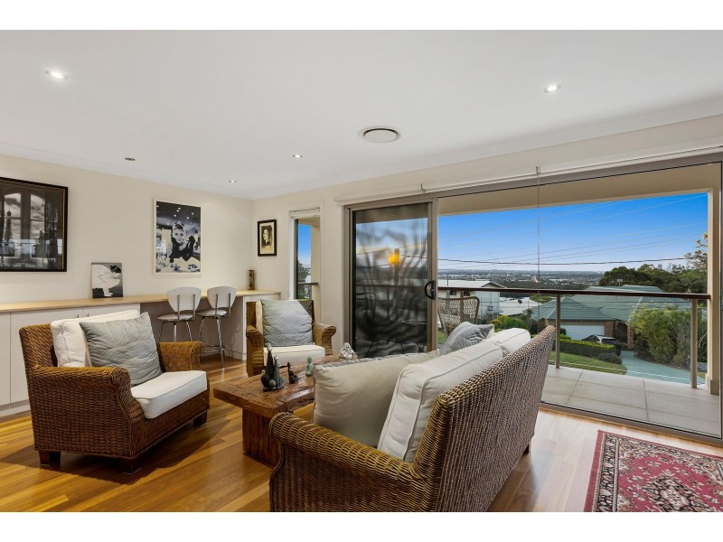 96 Skyline Terrace, Burleigh Heads QLD 4220