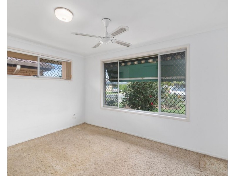 39 Denawen St, Palm Beach QLD 4221