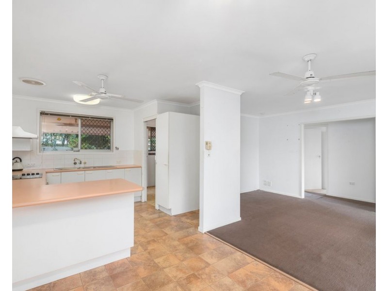 39 Denawen St, Palm Beach QLD 4221