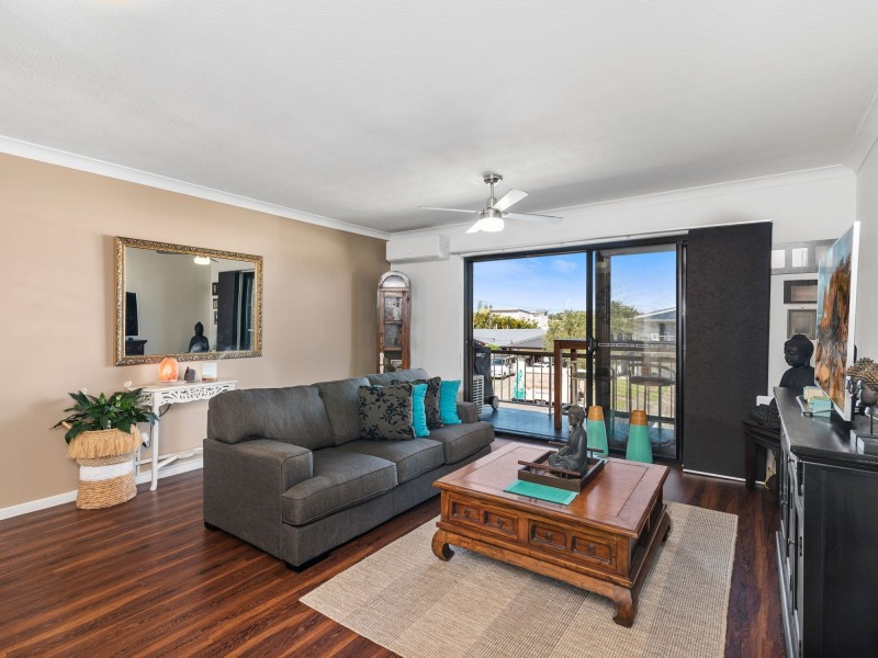 4/2 Nalla Court, Palm Beach QLD 4221