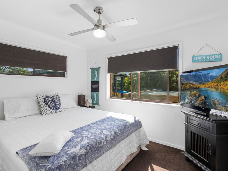 4/2 Nalla Court, Palm Beach QLD 4221