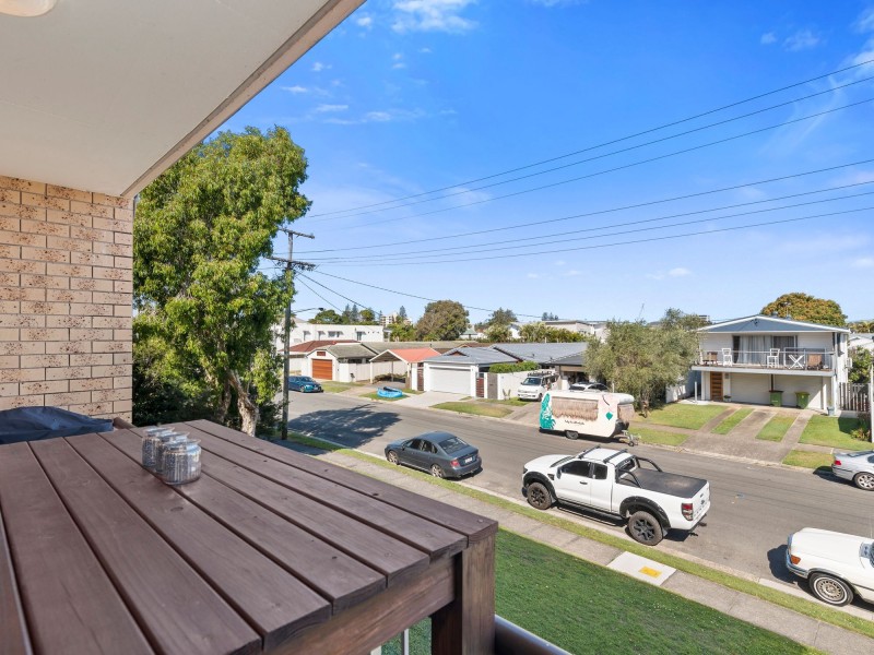 4/2 Nalla Court, Palm Beach QLD 4221