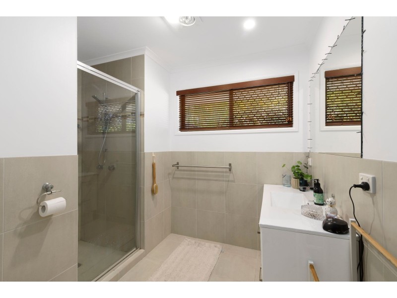 50 Ware Drive, Currumbin Waters QLD 4223