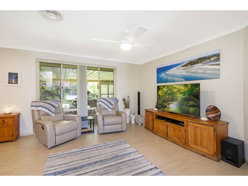 2 Grandis Court, Elanora QLD 4221