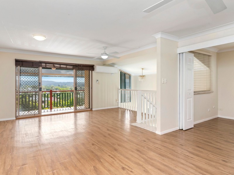 1/16 Carilla Place, Elanora QLD 4221