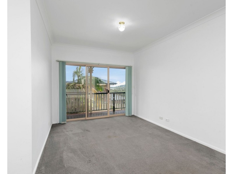 24 Robinson Place, Currumbin Waters QLD 4223