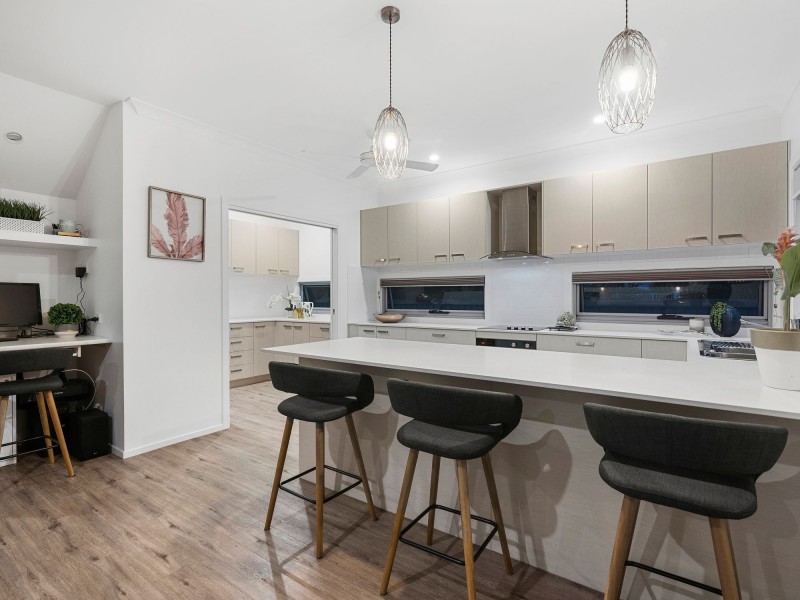 25 Boundary Street, Currumbin Waters QLD 4223