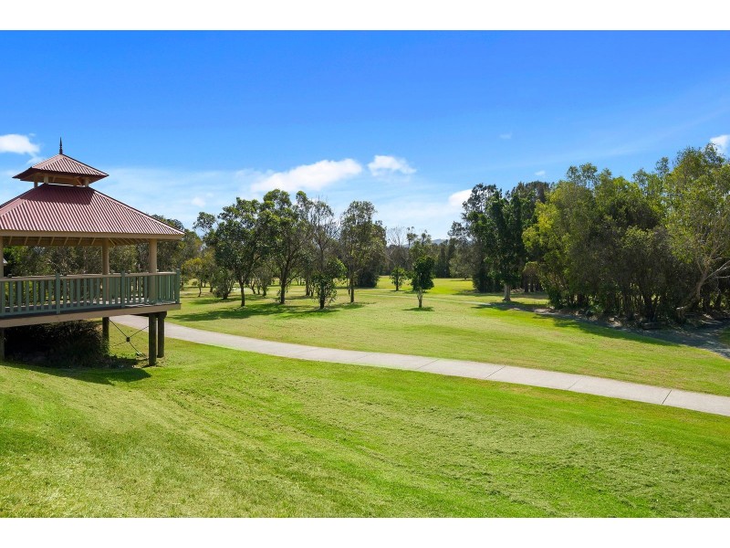 4 Grandis Court, Elanora QLD 4221