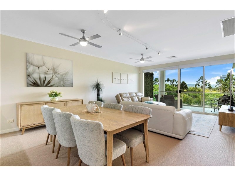 4137/380 Ross Street  ‘Royal Pines Resort’, Benowa QLD 4217