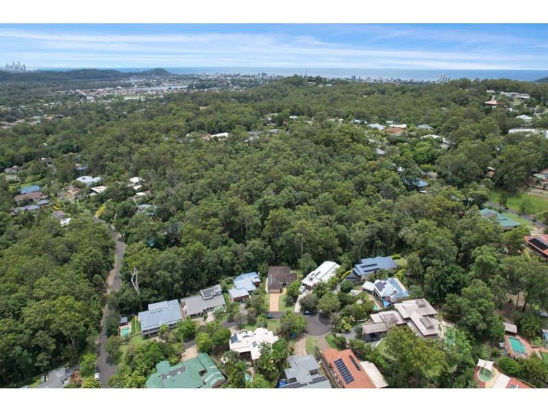 8 Acmena Court, Elanora QLD 4221