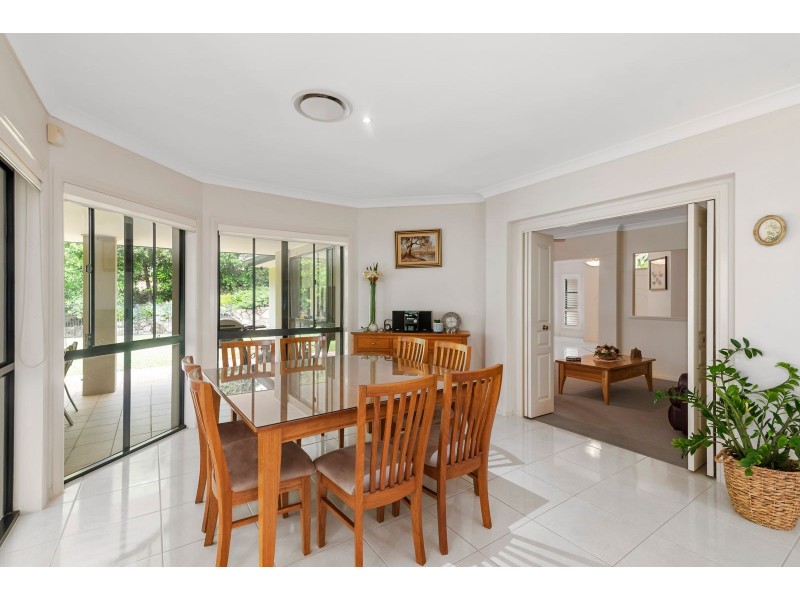 8 Acmena Court, Elanora QLD 4221