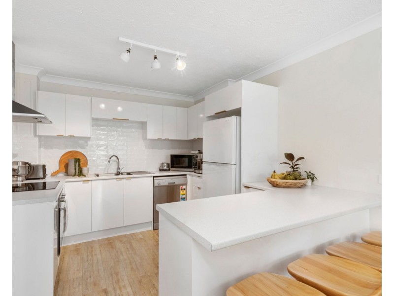 1/11 Nalla Court, Palm Beach QLD 4221