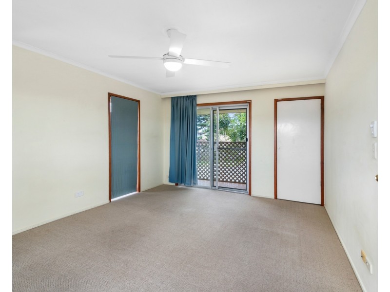 2 Marlin Court, Palm Beach QLD 4221