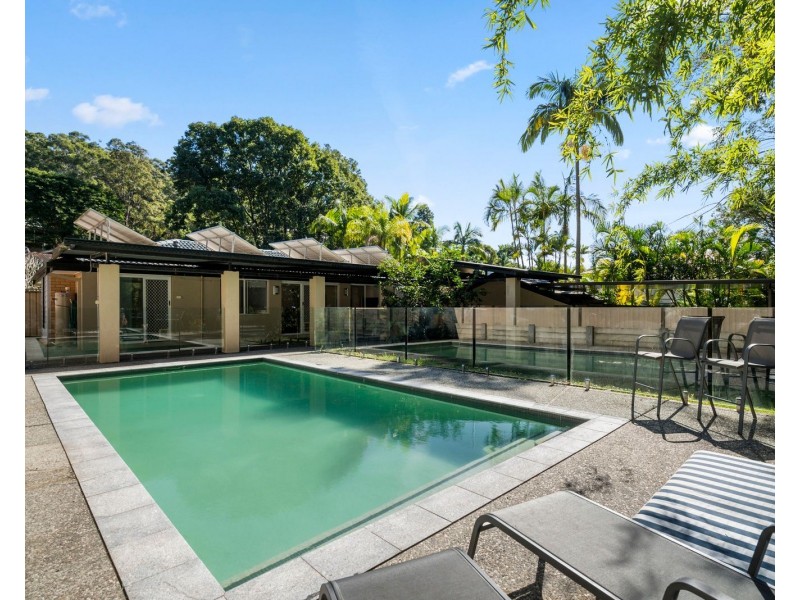 14 Hillcott Street, Currumbin Waters QLD 4223
