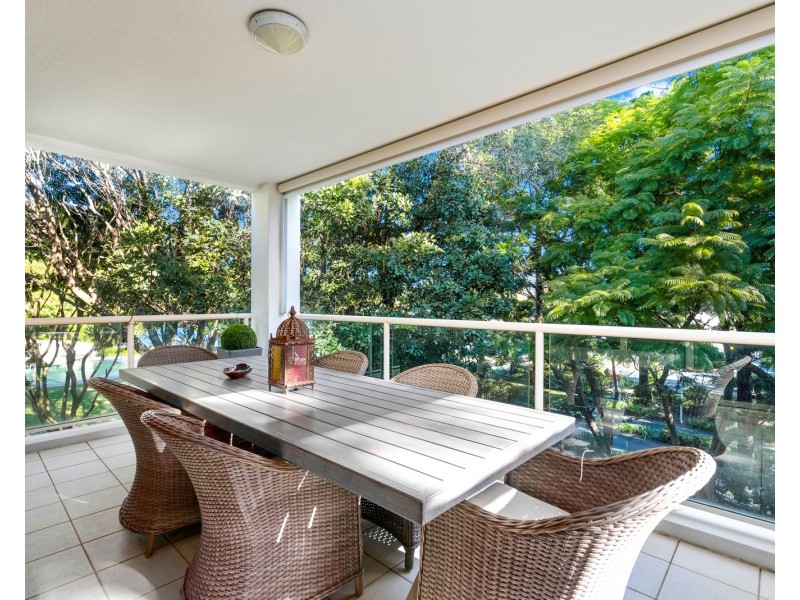 4108 Archer Hill Drive, Benowa QLD 4217