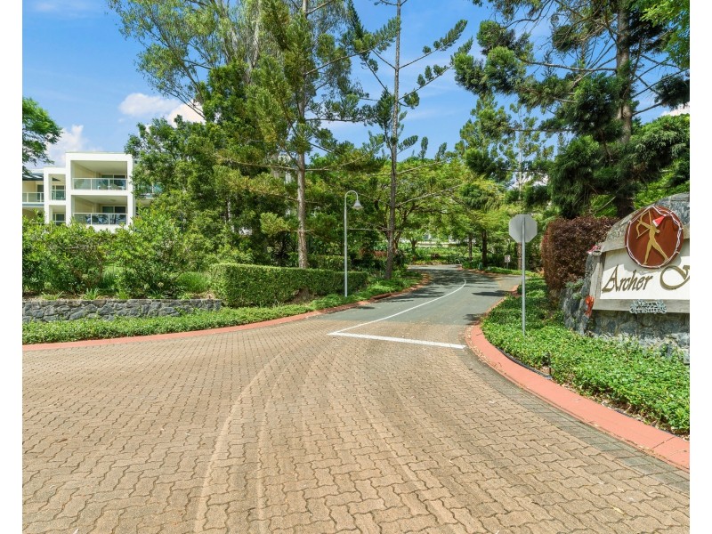 4108 Archer Hill Drive, Benowa QLD 4217