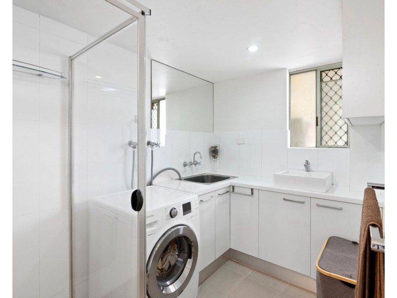 3/1370 Gold Coast Highway, Palm Beach QLD 4221