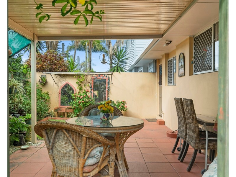 1/109 Townson Avenue, Palm Beach QLD 4221