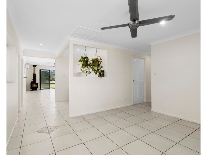 19 Daffodil Street, Tallebudgera QLD 4228