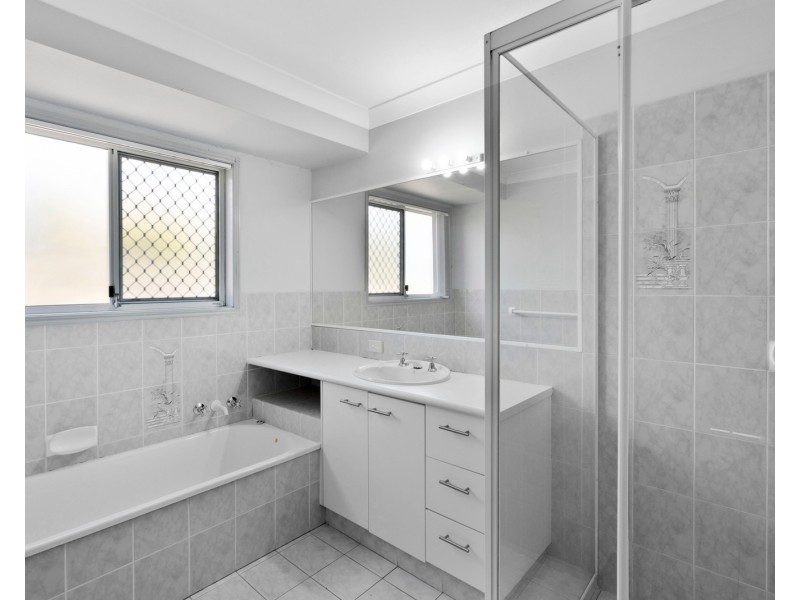 264 Nineteenth Avenue, Elanora QLD 4221