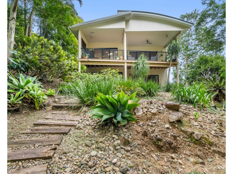10 Acmena Ct, Elanora QLD 4221