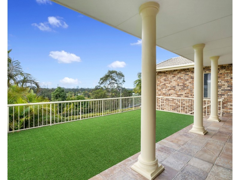 11 Ryfield Road, Carrara QLD 4211