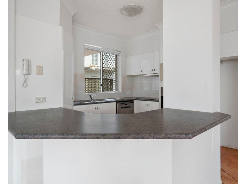 1/12 – 14 Venice Street, Mermaid Beach QLD 4218