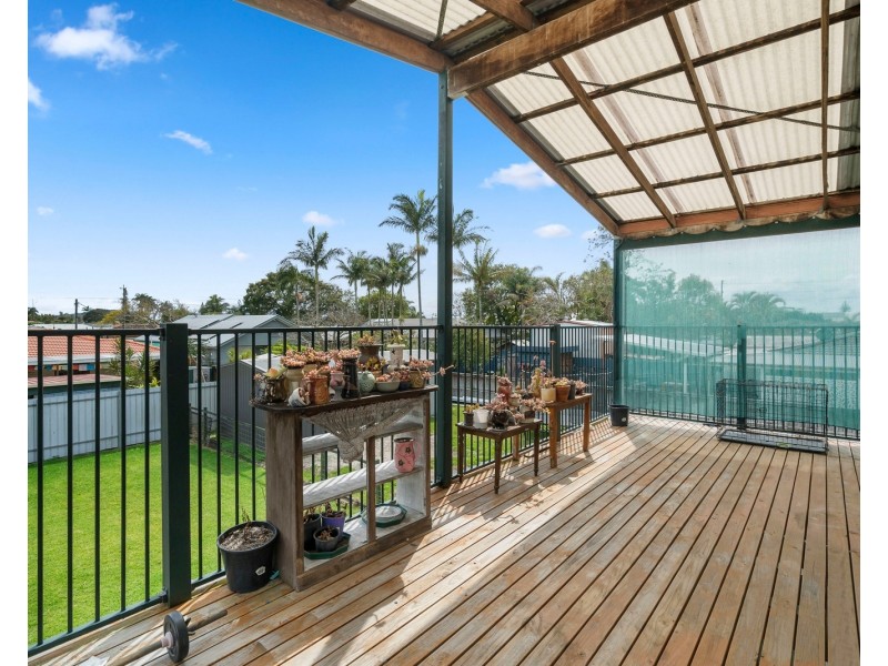 95 Fifth Avenue, Palm Beach QLD 4221