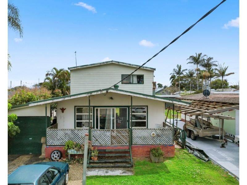 95 Fifth Avenue, Palm Beach QLD 4221