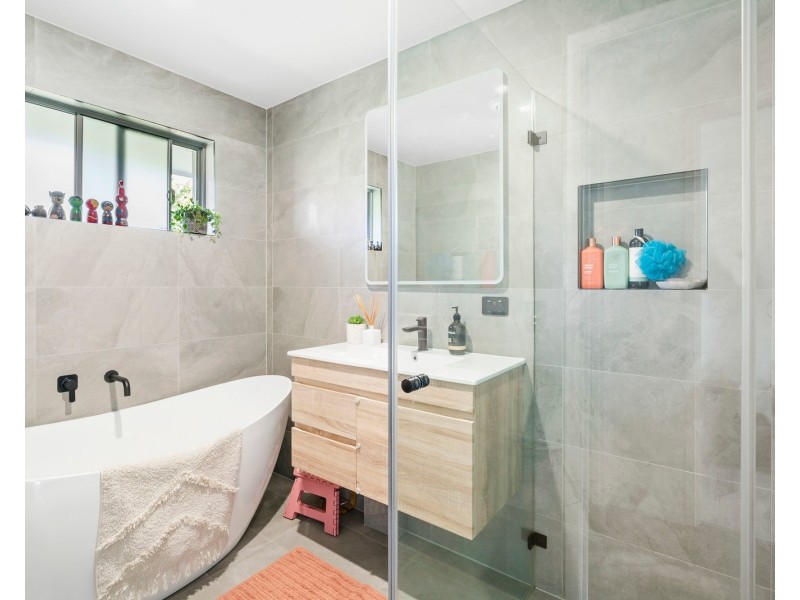 42 Dogwood Drive, Palm Beach QLD 4221