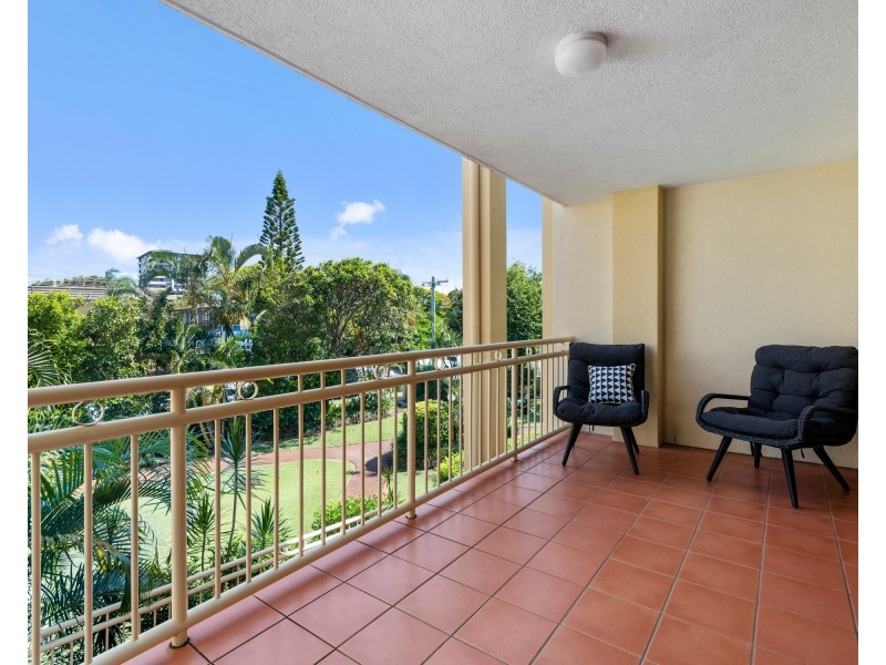18/1198 Gold Coast Highway, Palm Beach QLD 4221