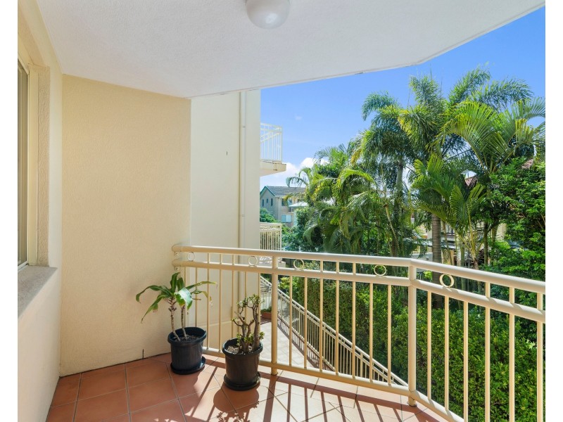 18/1198 Gold Coast Highway, Palm Beach QLD 4221