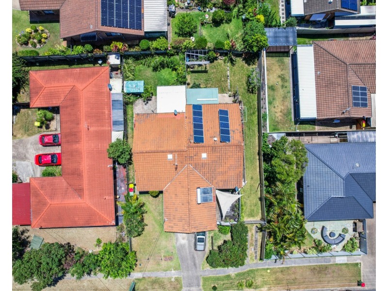 2/192 Olsen Avenue, Arundel QLD 4214