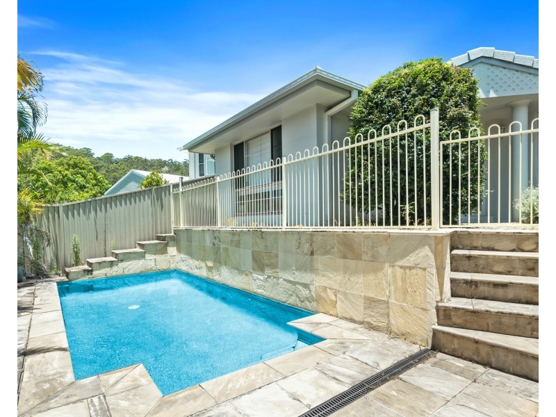 43 Saffron Street, Elanora QLD 4221