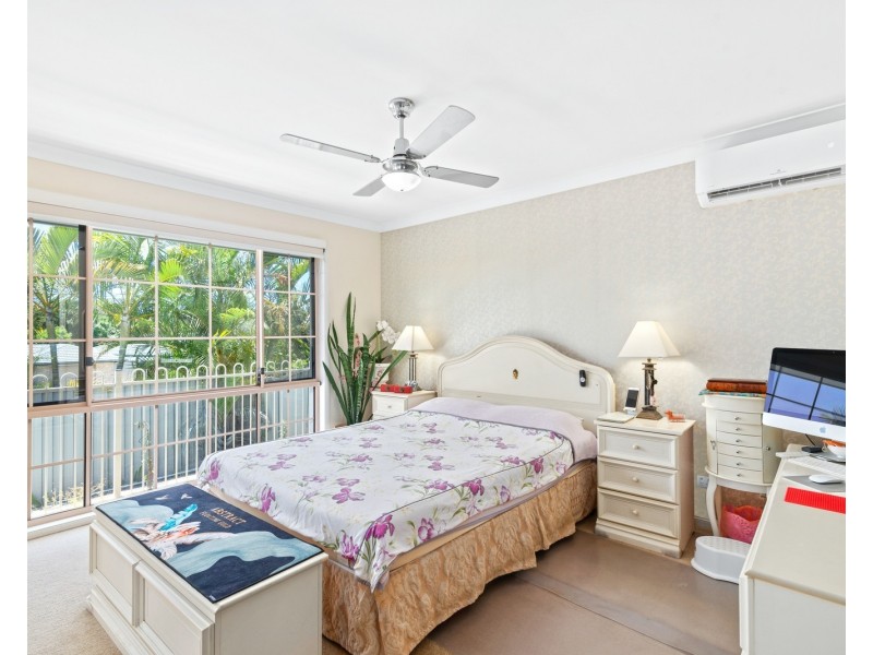 43 Saffron Street, Elanora QLD 4221