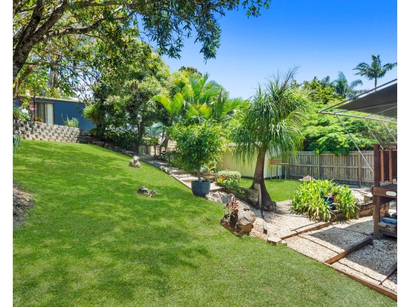 7 Nollamara Drive, Elanora QLD 4221