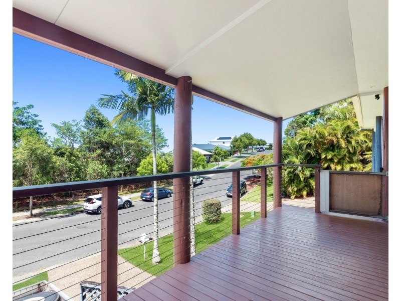 7 Nollamara Drive, Elanora QLD 4221