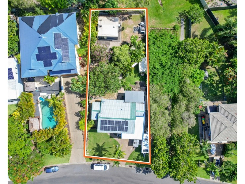 7 Nollamara Drive, Elanora QLD 4221