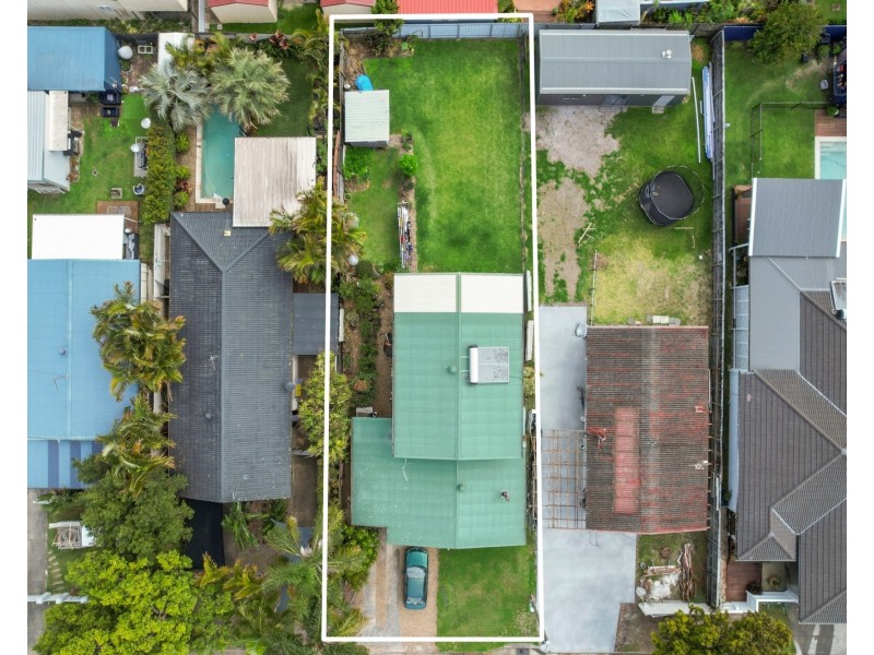 95 Fifth Avenue, Palm Beach QLD 4221