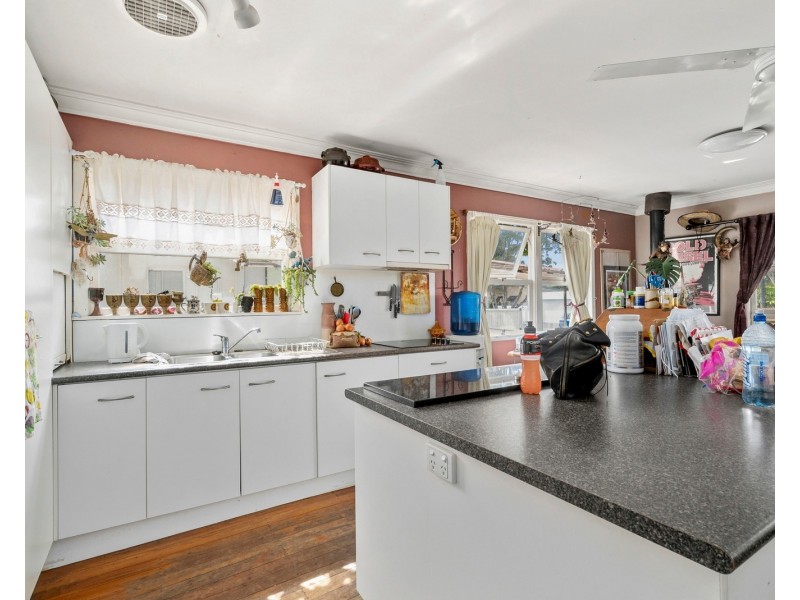 95 Fifth Avenue, Palm Beach QLD 4221