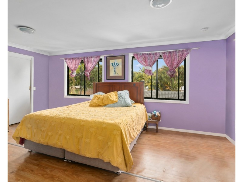 95 Fifth Avenue, Palm Beach QLD 4221